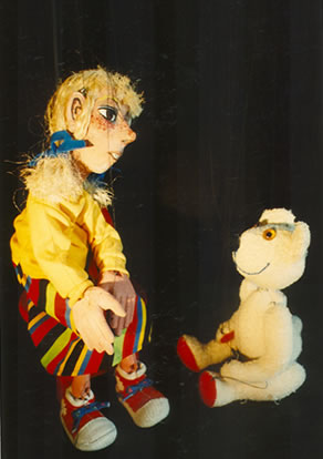 Upper Loveland Puppets - Isabelle with Bobo 