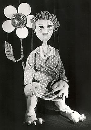 Upper Loveland Puppets - Edna with Flower 